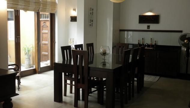 Star Class Comfort In Capital City Батарамула Екстериор снимка